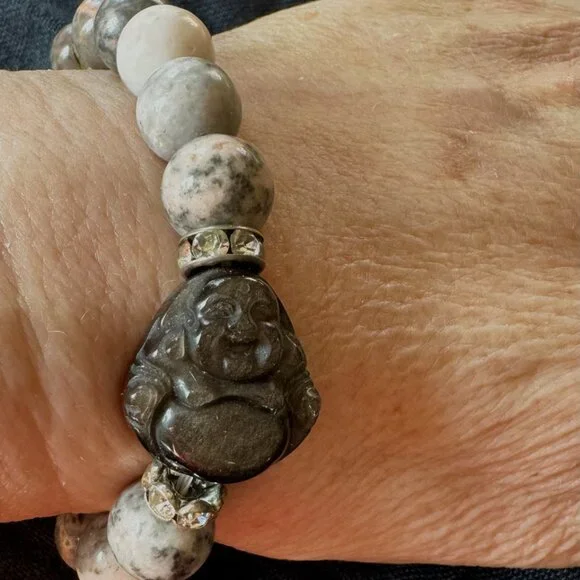 Shades of Grey! Beautiful Jasper Stretch Buddha Bracelet size 7 - Picture 4 of 8